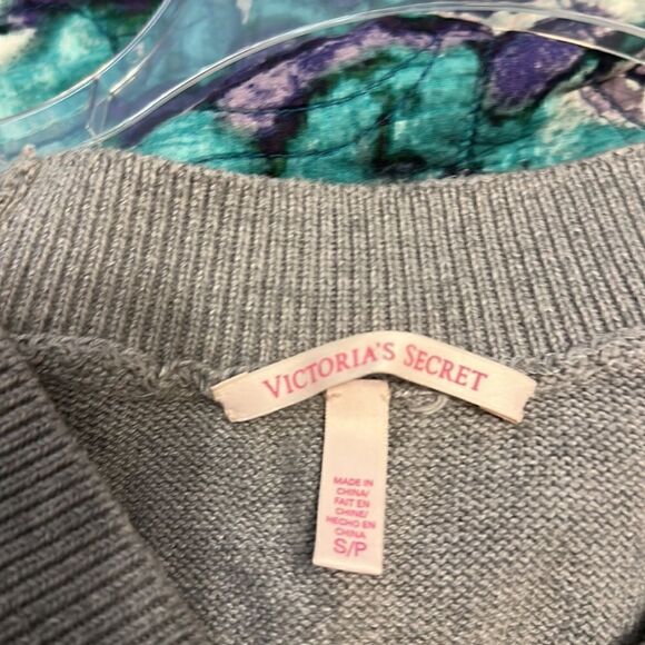 Gray and yellow sweater with pockets - Picture 7 of 7